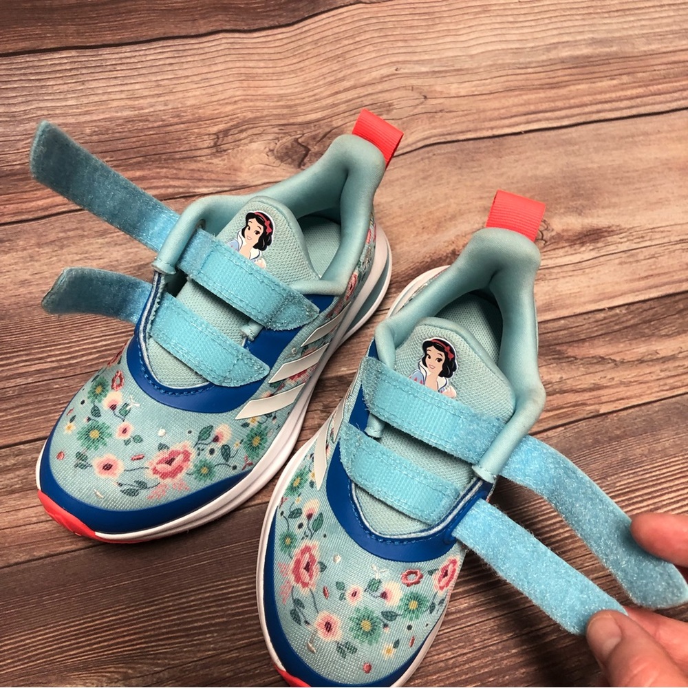 Adidas X Disney Snow White Fortarun Sneakers Size 11 Kids - Picture 9 of 9